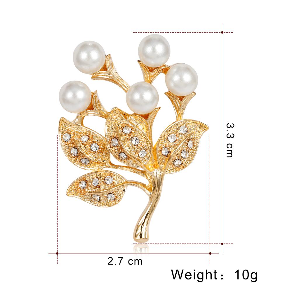 Woman Elegant Small Fresh Flowers Brooch Simple Pearl Rhinestone Pin Valentine's Day Gifts
