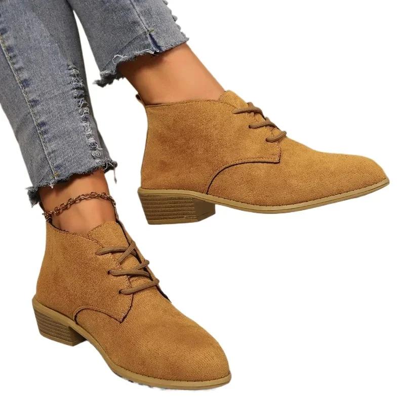 Damesko på salg 2024 Nye snørestøvletter for kvinner Høst Spiss tå Ensfarvede Korte skaft Chunky hæler Stor størrelse Nude støvletter