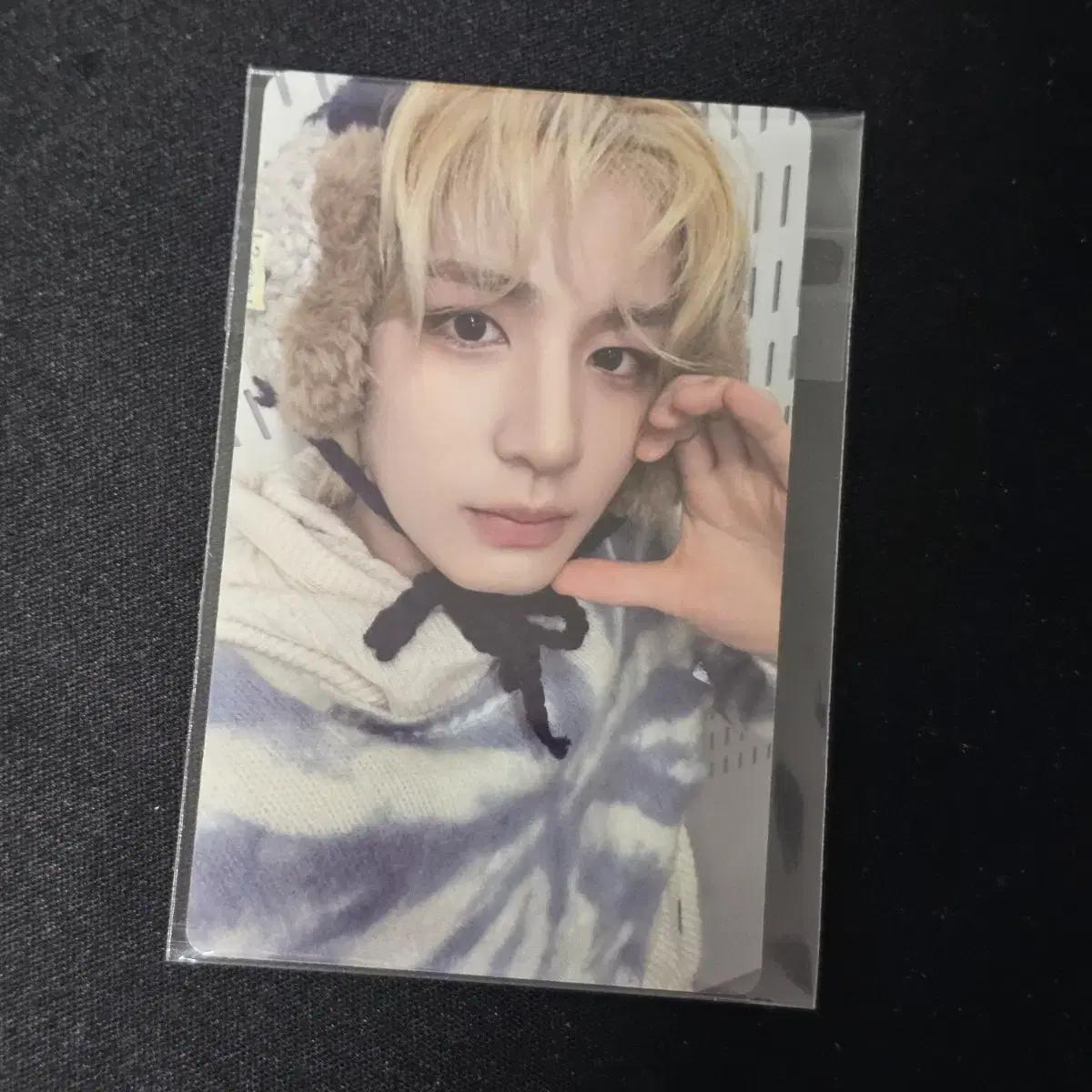 

Boynextdoor No Genre Weverse Pre-order Benefit Leehan