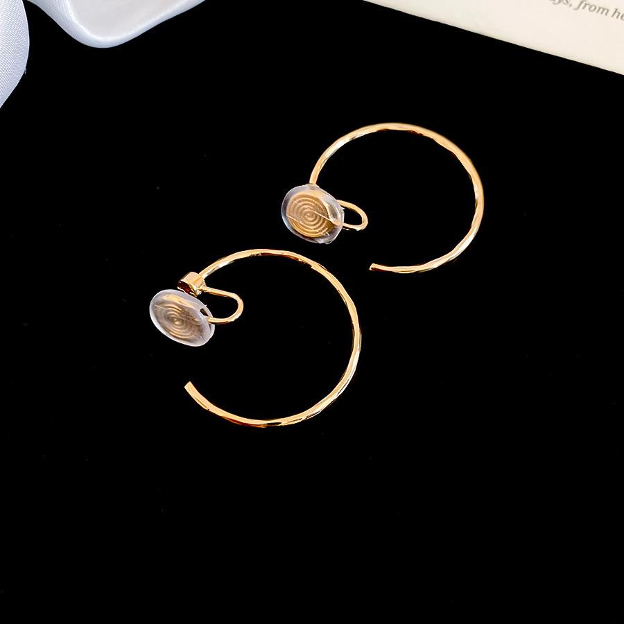 Brincos de Pressão Minimalistas Chiques para Orelhas Não Perfuradas, Estilo Europeu-Americano, Design Único, Acessório de Moda Versátil