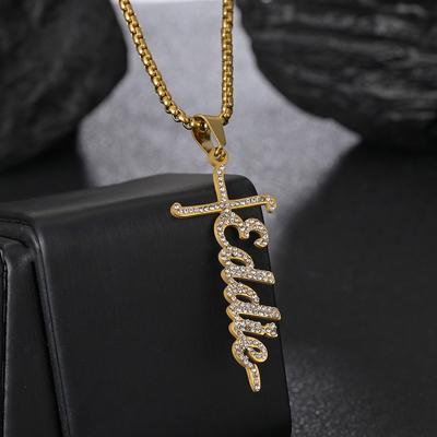 Collana con Pendente a Croce Personalizzato con Nome Zirconia Acciaio Inossidabile Lettera Gioielli Classici Donna Uomo Festa di Anno Auguri Regalo