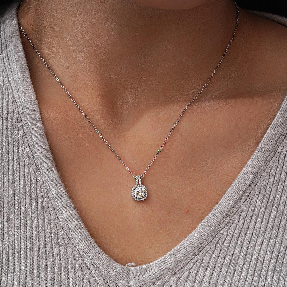 1/2CT Moissanite Necklace for Women S925 Sterling Silver Square Laboratory Diamond Pendant Fashionable Wedding Luxury Jewelry