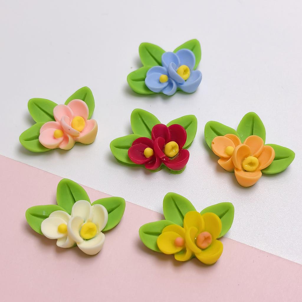New Novelty 100Pcs/Lot Resin Flowers Flatback Cabochons 19*13MM Undrilled Mixed Colors Florals Slime Charms for Phone Case Decor