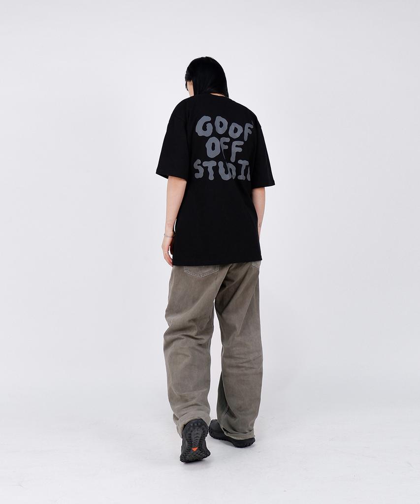 Gupeuopeuseutyudio Gofs Main Logo T-Shirt Black (Gray)