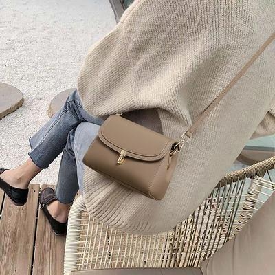 Tasche Damen neue vielseitige Mode kleine quadratische Tasche hoher Sinn einfache Pendler Umhänge-Umhängetasche