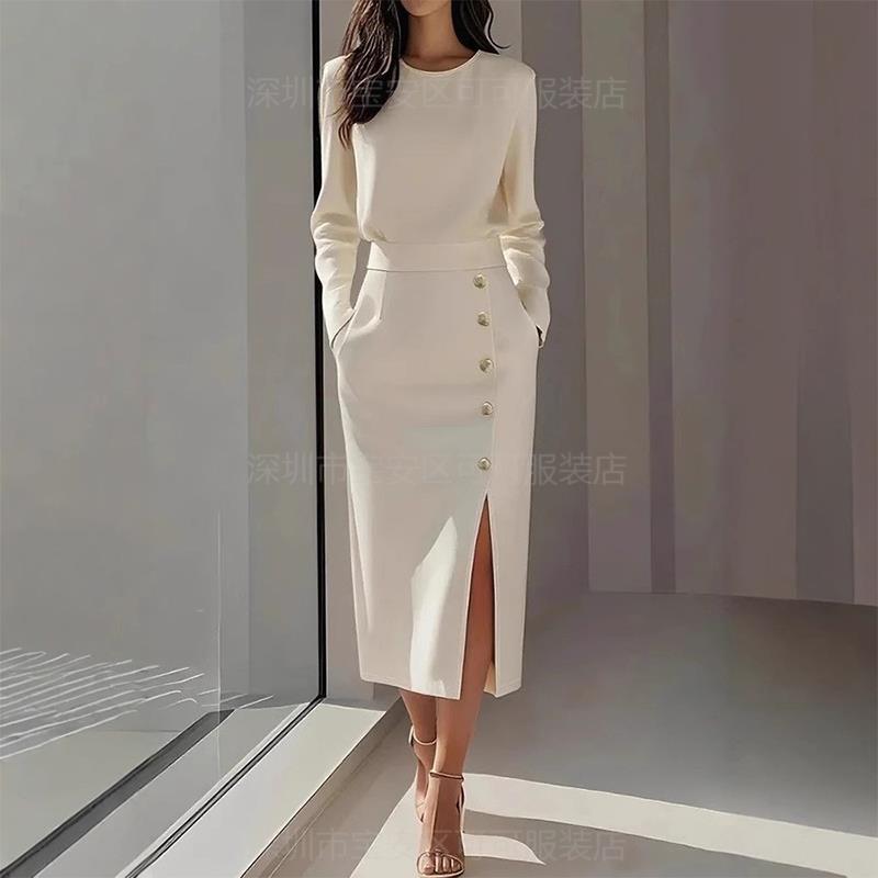 Fashion Royal Sister Style Solid Color Round Neck Waist Split Metal Button Long Sleeve Dress Women