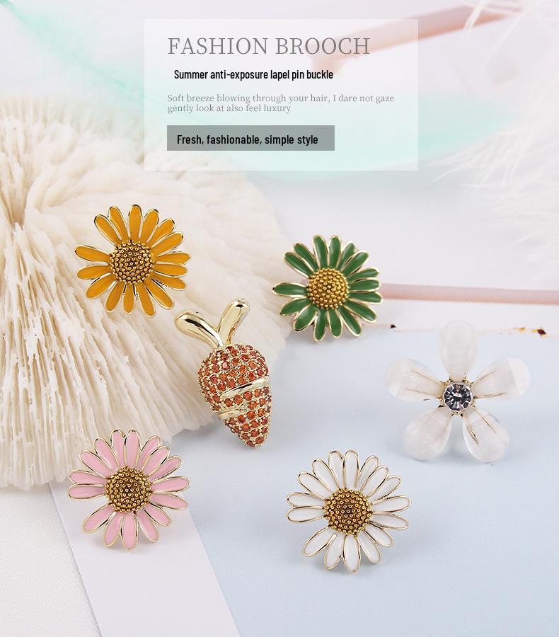 Drip Oil Small Daisy Brooch - Women's Anti-Exposure Corsage Pin Buckle, High-End Clothing Accessory.