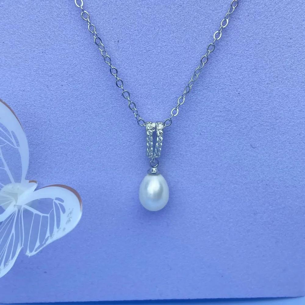 HENGSHENG 6-7mm Rice Shape Freshwater Pearl Pendant Necklaces Jewelry Gift Shine Zircon 45cm Chain Necklaces for Women Girls