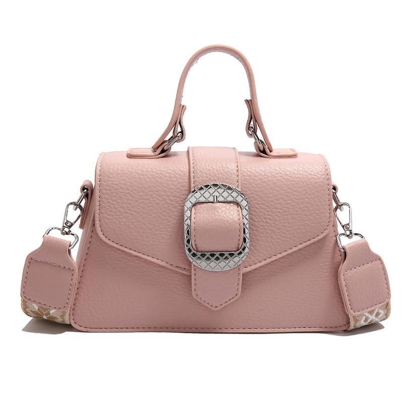 Retro Portable Small Square Bag Women's Bag 2025 New Fashion Shoulder Bag Versatile Premium Texture Messenger Bag