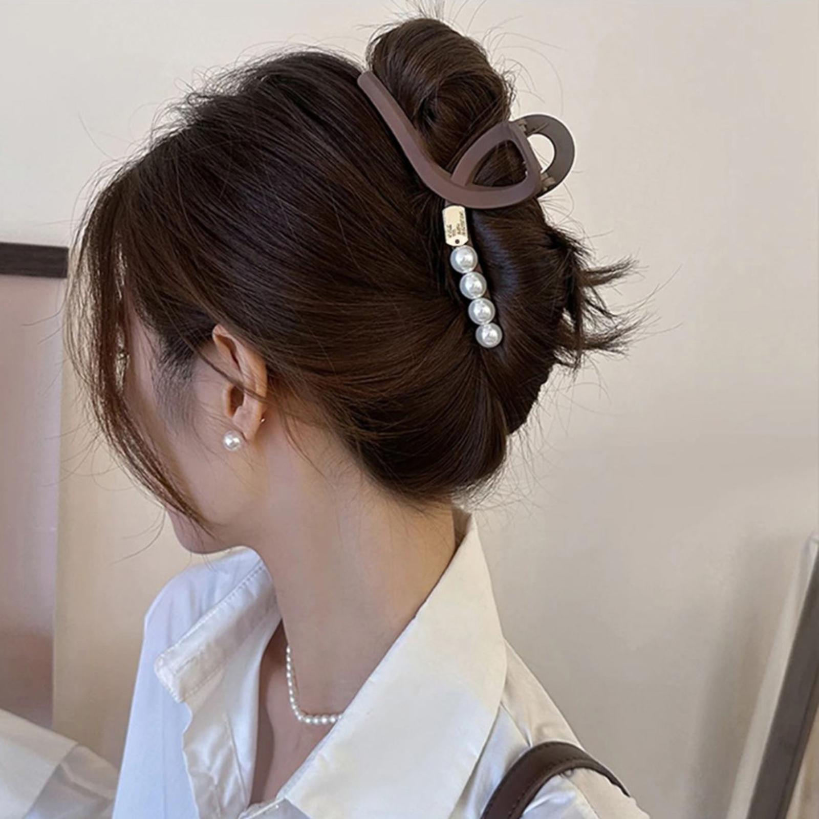 

Fashion Hair Claw Clip for Women Large Size Hair Accessories with Pearl Decoration Durable Plastic Material Suitable for Various Hairstyles One Size