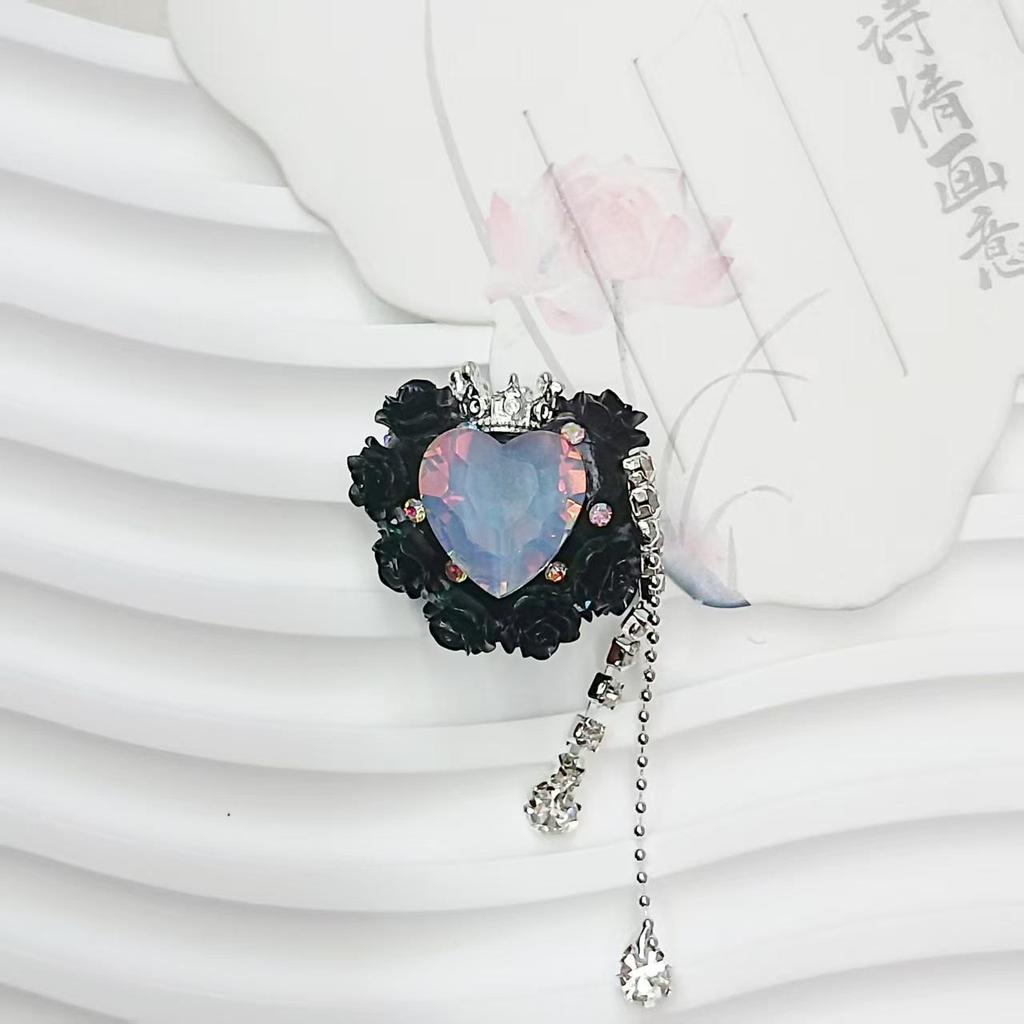 Color-Changing Heart Flower Crown Bead Phone & Bag Chain Accessory