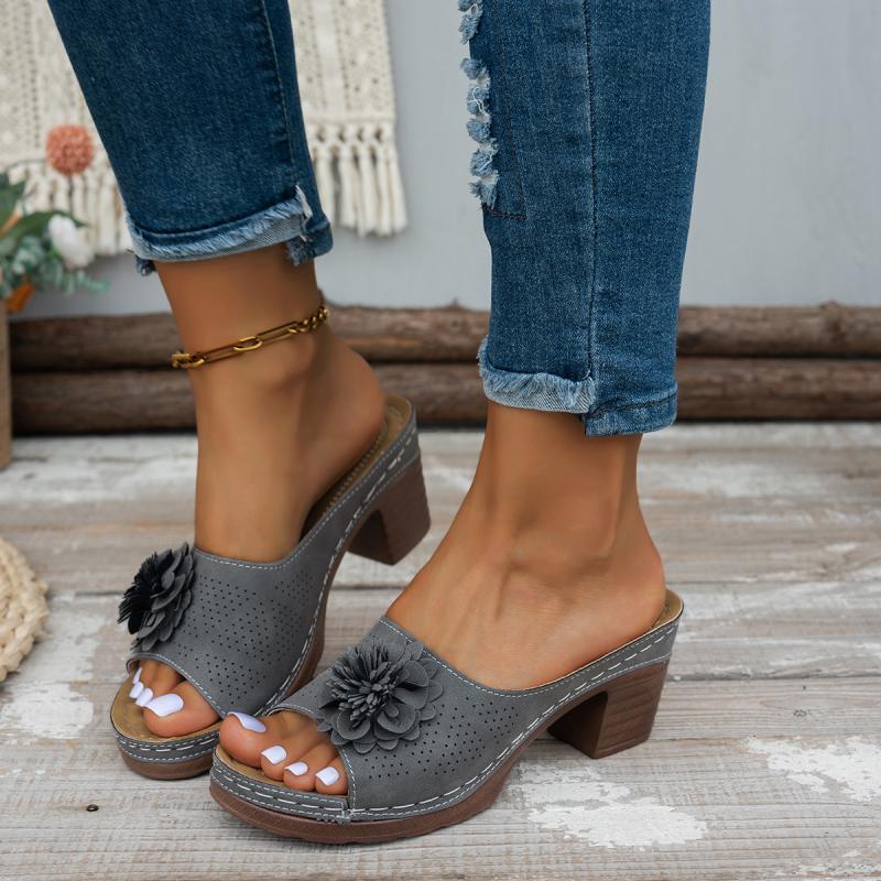 Fashion Vintage Flower Decoration Slip On Sandals Bohemia Breathable Strap High Heels Slippers Women Summer Elegant Soft Sole Slides