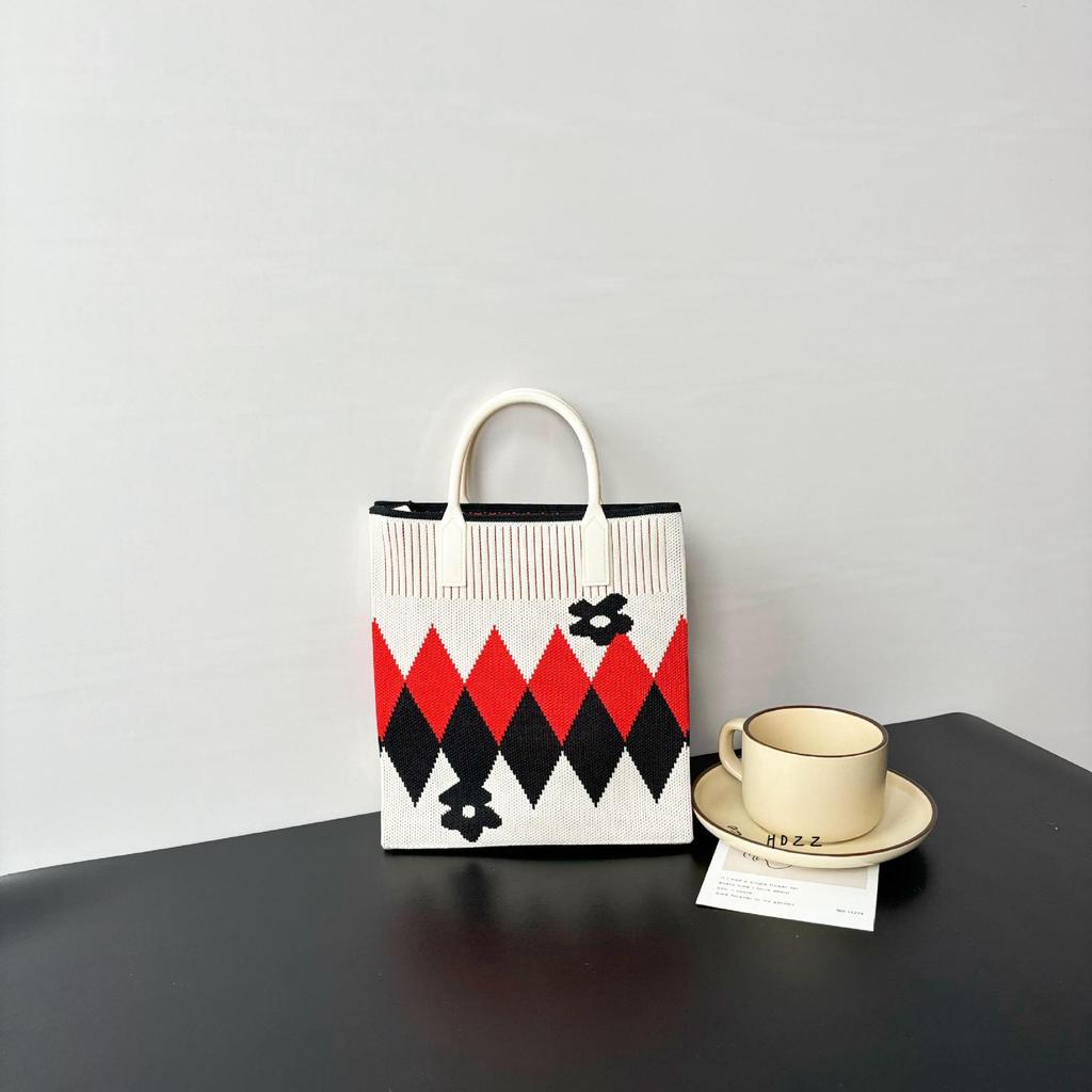 High-Capacity Cartoon Knit Shoulder Bag - Trendy Crossbody Handbag