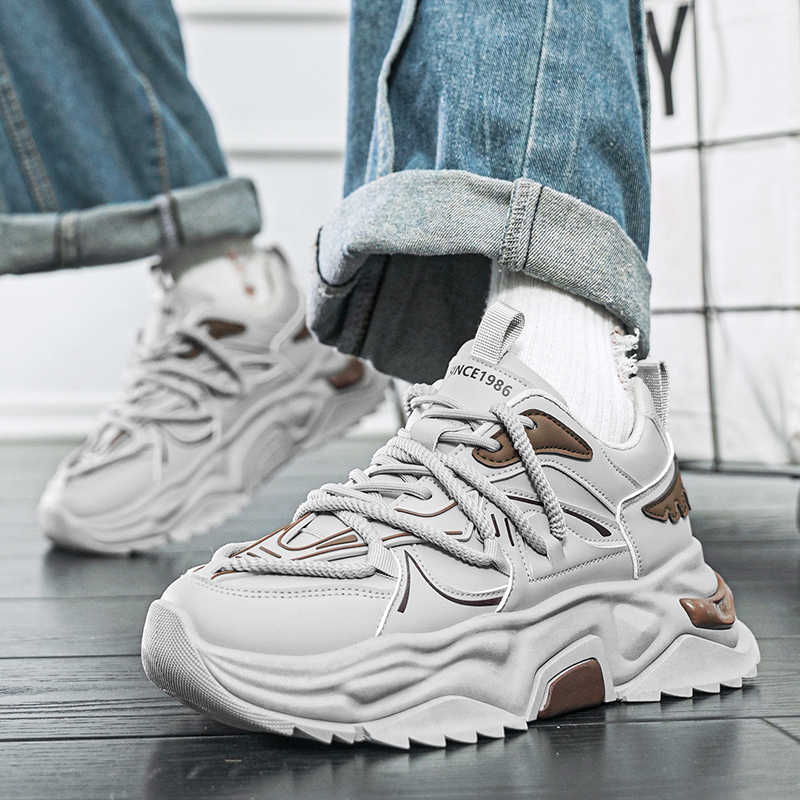 Fashion Ventilation Large Size Men's Lace Up Boots Booty Shoes Luxury Designer Boots Sneakers Sport Portable Shoess Luxe Sapatos