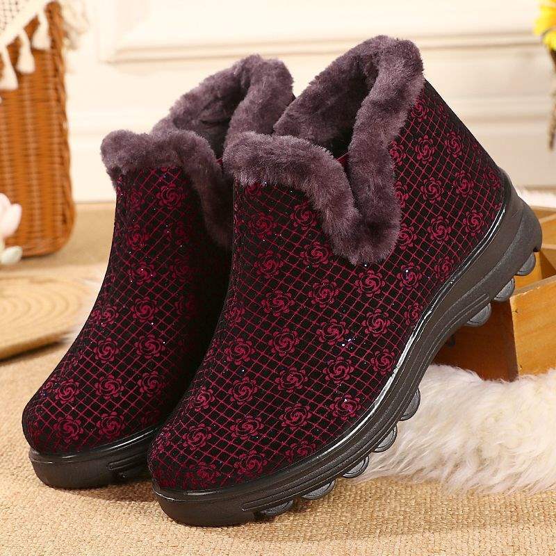 

Старая Северная хлопковая обувь мать зима пожилые хлопковые туфли теплый бархат пожилые утолщенные бабушкины хлопковые сапоги мягкая подошва нескользящие 41