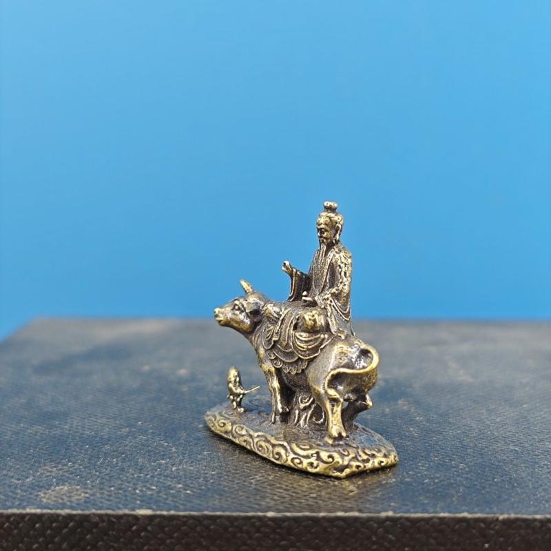 Brass Statue Of Laozi Riding An Ox Copper Statue Of Laozi Leaving The Pass Sacrificial Fish Tank, A Car Ornament