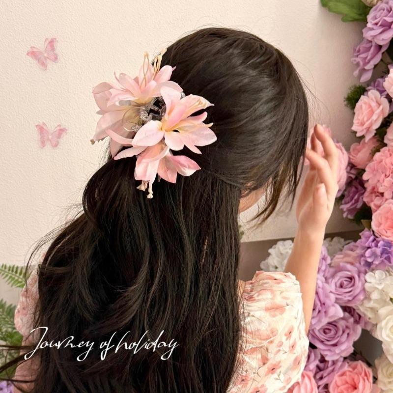 Fermagli per capelli a forma di fiore di giglio per donne ragazze Barretta Clip a pinza di granchio Fermagli per capelli per coda di cavallo Copricapo da bagno spiaggia Accessori per capelli