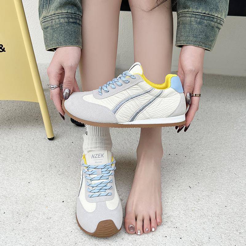 Dopamine German Training Shoes Women's 2025 New Color Matching Versatile Sports Shoes Flat Bottom Light Casual Board Shoes Forrest Gump Shoes