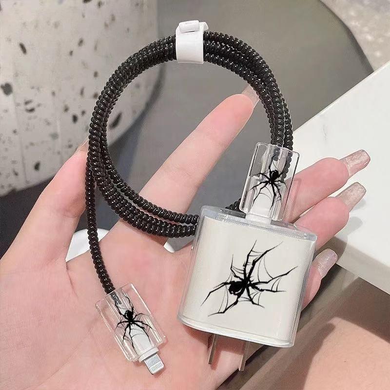 Fire-delt ladebeskyttelse, datakabelbeskyttelse, beskyttelsesdeksel for ladehode, egnet for IPhone 18/20w lader