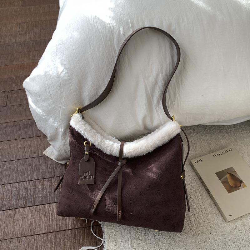 

Frosted suede embossed letters large capacity shopping bag 2025 winter new fashion versatile shoulder messenger bag 28*12*22