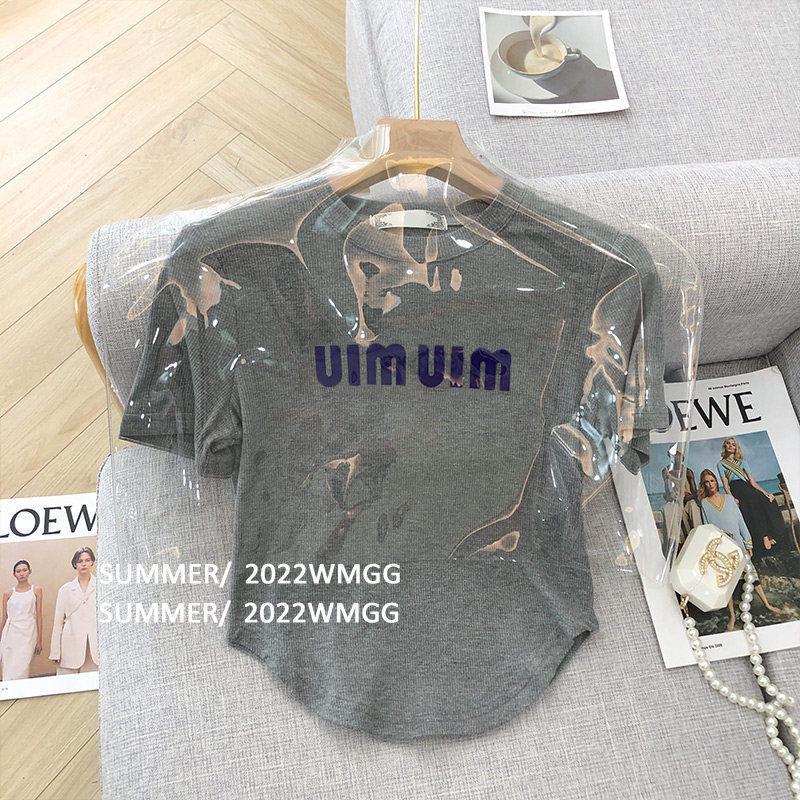 

Женская летняя футболка с круглым низом и короткими рукавами - Корейский стиль, принт с буквами L (100-115 kg)