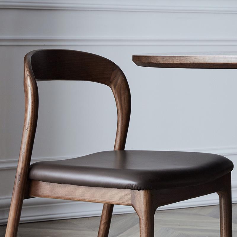 Nordic Household Solid Wood Dining Chair Study Designer Minimalist Back Chair Conference Chair Retro Coffee Chair