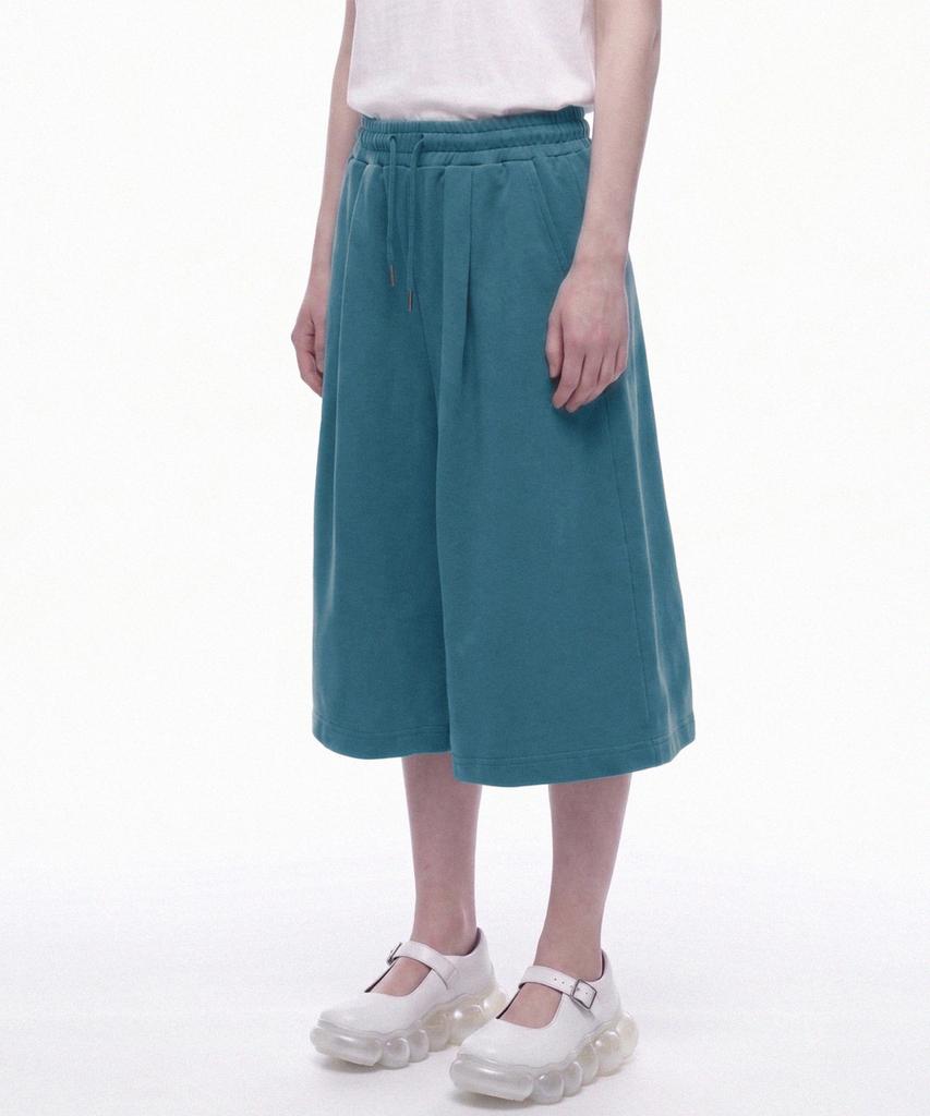 PRINOAR Single Pleated Bermuda Shorts - Peacock Green