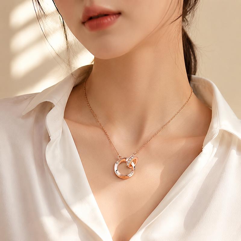 Fall In Love Interlocking Circles Pendant Necklace Women Rose Gold Silver Double Ring CZ Pendant Jewelry Gift for Anniversary Valentine's Day Daily