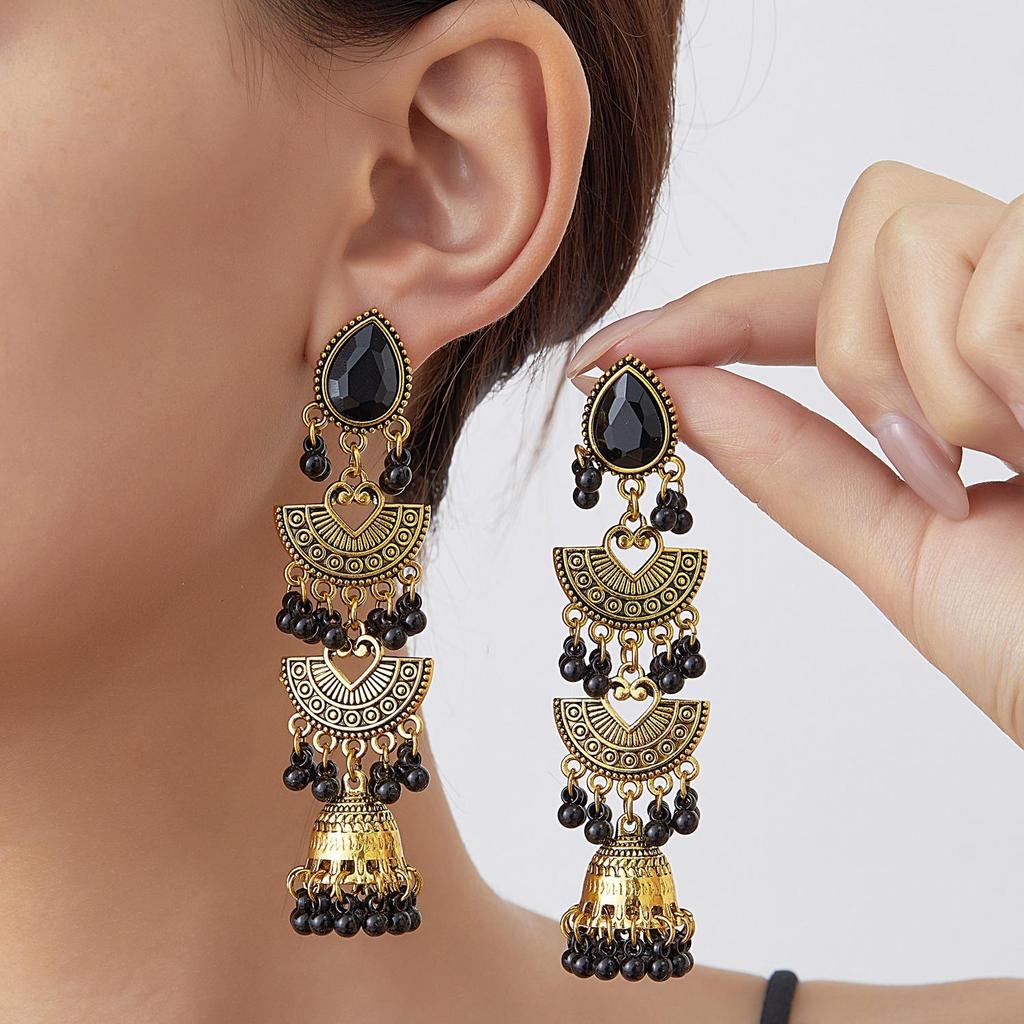 European & American Bohemian Metal Tassel Earrings - Trendy Round Niche Studs for Women