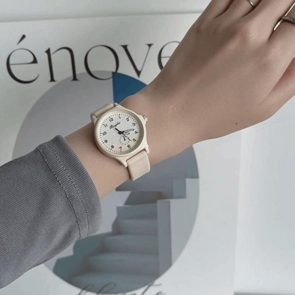 Silicone Strap Quartz Watch Quartz Movement Watch Creative Women's Watch  Gift