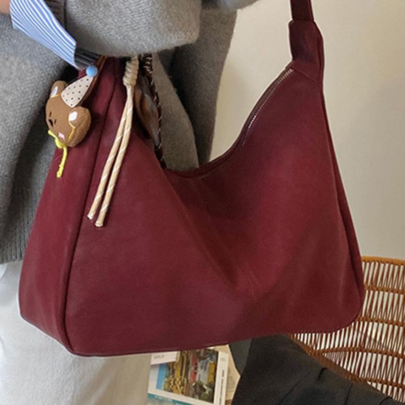 Fashionable large capacity crossbody bag winter new high-value tote bag shoulder bag commuter underarm bag