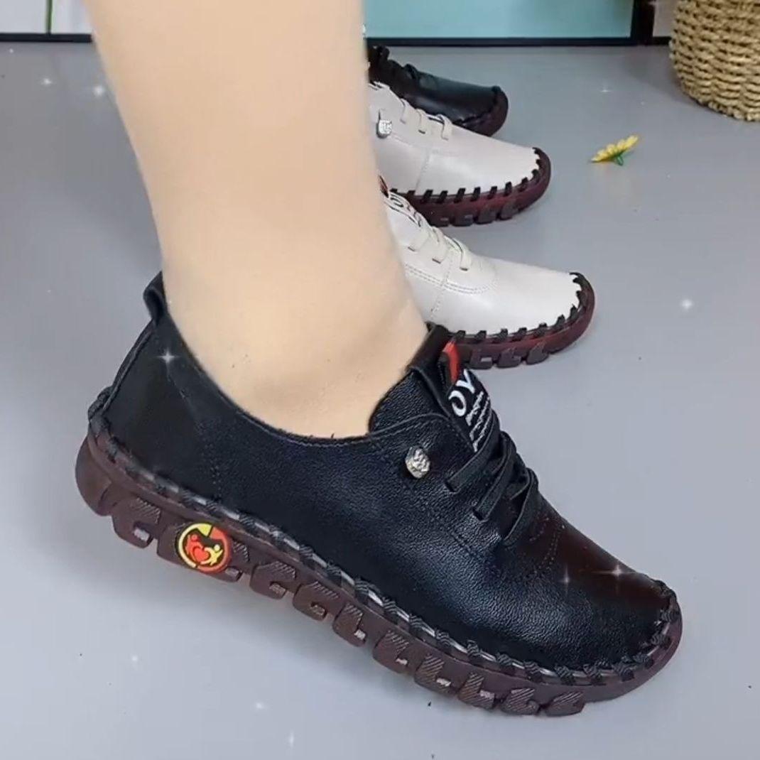 

Женская весенняя винтажная дышащая обувь, лоферы на платформе, кожаные слипоны на шнуровке, новая модная повседневная обувь для мам 42 чёрный