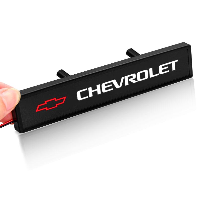 Bilens Främre Grill Klistermärke Emblem Grill R LINE Emblem LED-Ljus för Chevrolet Cruz Mai Rui Bao Cobalt Impala Onix Pioneer Explorer TrailBlazer Trax