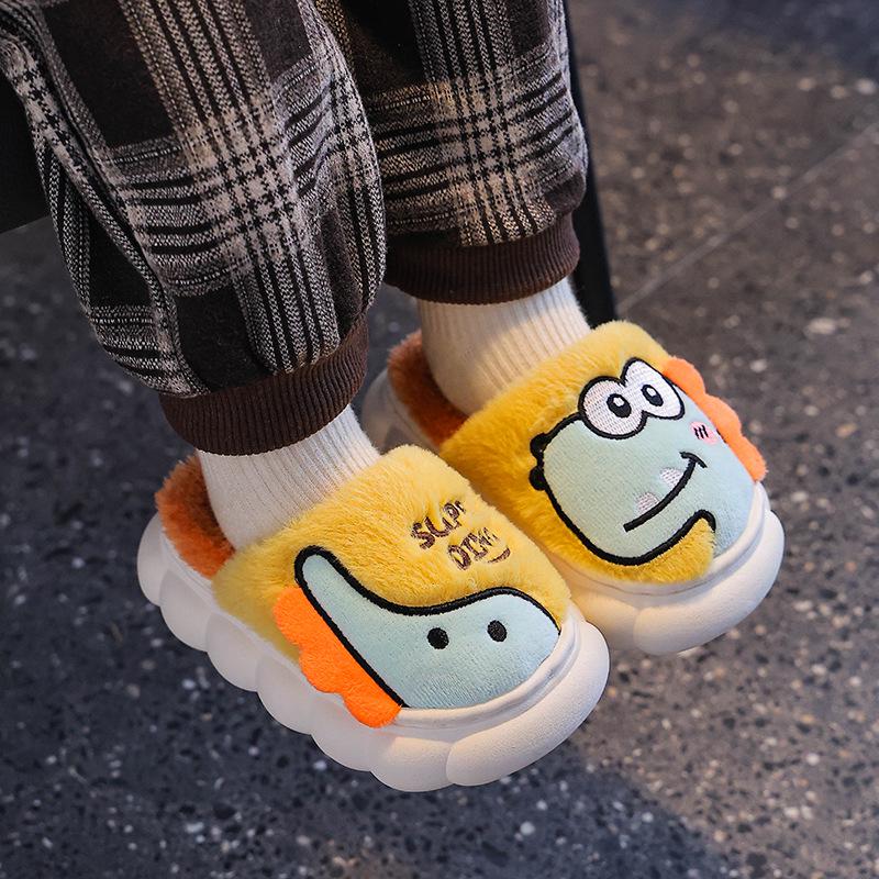 Children's Winter Dinosaur Cotton Shoes with Heel Support, Non-slip Thick Sole, Plus Velvet, Furry, Warm Home Slippers for Boys and Girls.