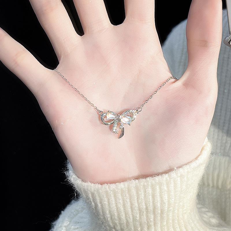 Original Bow Necklace Women's Light Luxury Niche Design Pendant Stainless Steel Collarbone Chain