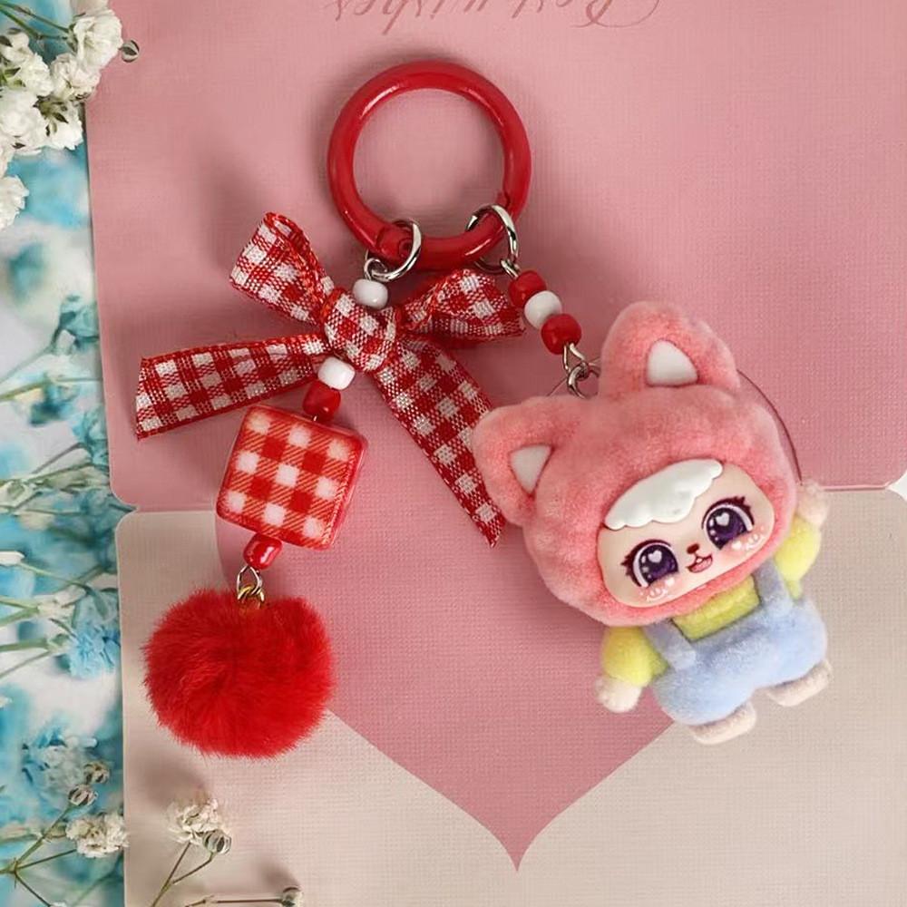Plastic Handwave Cat Keychain With Cartoon Design For Gift And Party Decor