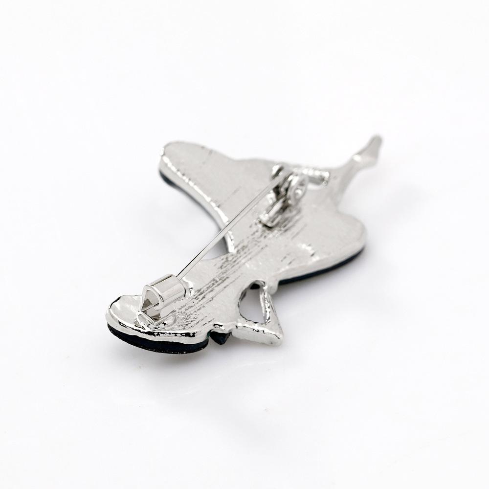 Brooch Versatile Shell Material Personality Dancing Female Corsage