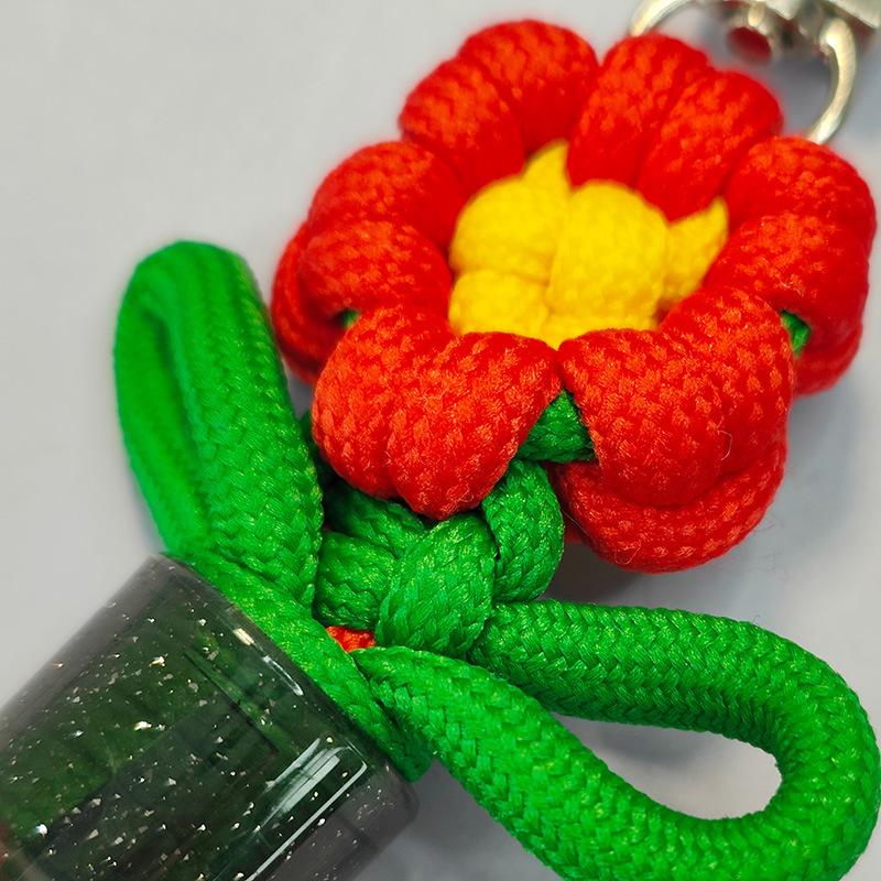 Adorable Handwoven Flower Keychain Mini Potted Vase Plant Charm Pendant for Girls Bag Accessory