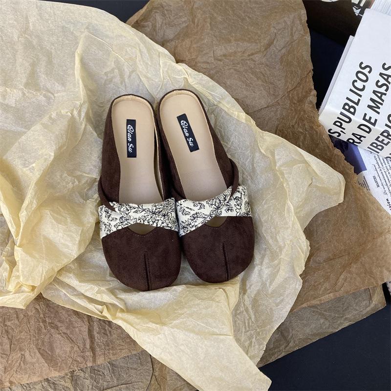 Split-Toed Muller Shoes Women'S Inner Height Increase Spring And Summer Retro Niche Casual Pig'S Trotters Shoes One Pedal Bag Head Half Slippers