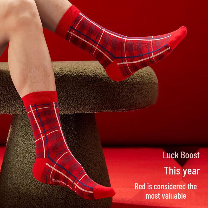 HLA Men's Lucky Red Mid-Calf Socks (3-Pack)