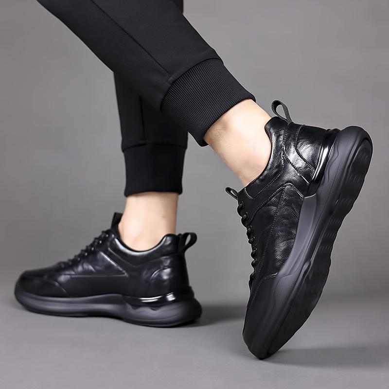 FashionMen Shoes slip on fashion Non-slip Leather Sneakers Lightweight Tennis Shoes Man outdoor Breathable Casual Shoes men flats