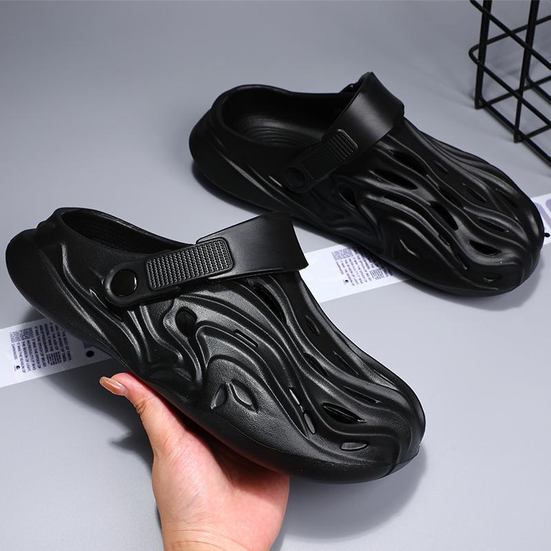 Móda 2024 nové pánské módní ležérní pohodlné protiskluzové pantofle venkovní plážové sandály ležérní rodinná koupelna pánská obuv