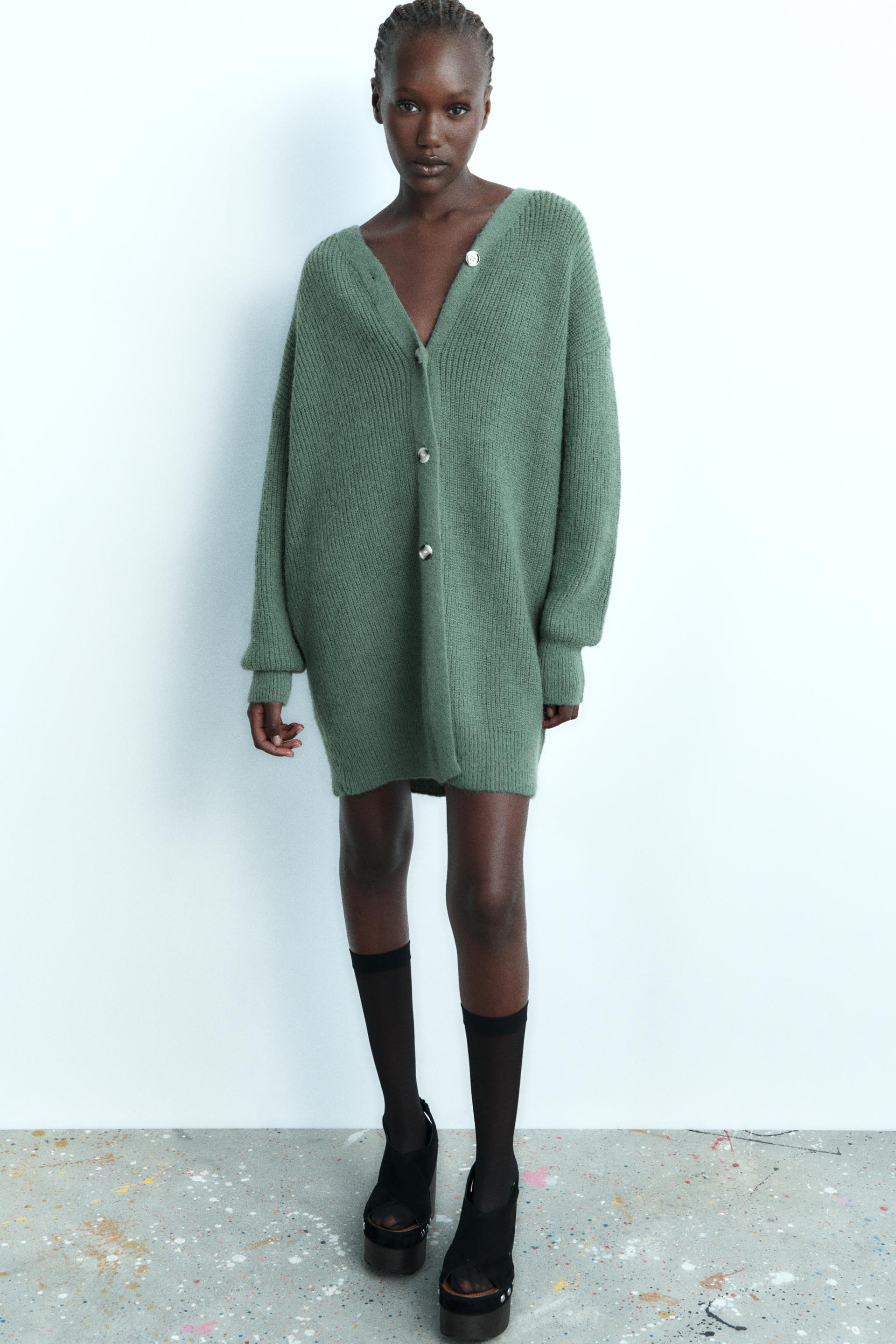 

LONG KNIT CARDIGAN