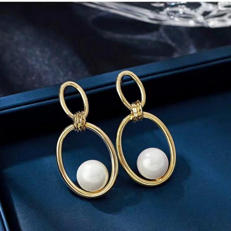 S925 Silver Geometric Pearl Stud Earrings - Elegant Long-Style Fashion for Women