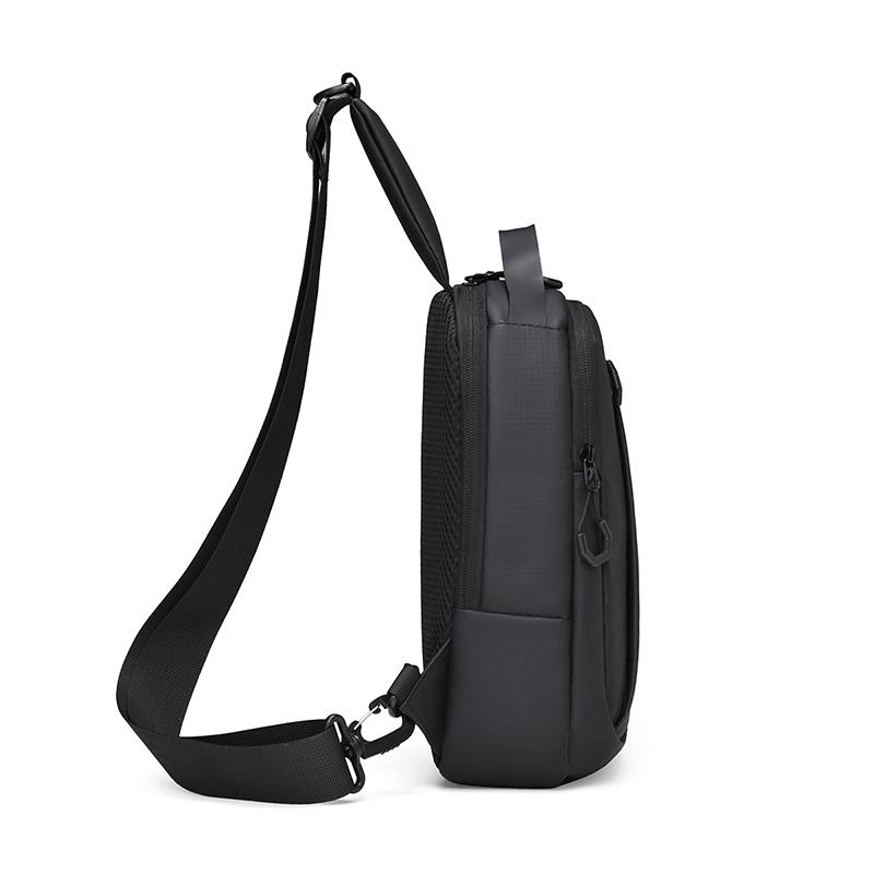 Chest Bag Men's Business Shoulder Bag Large Capacity Outdoor Sports Crossbody Bag