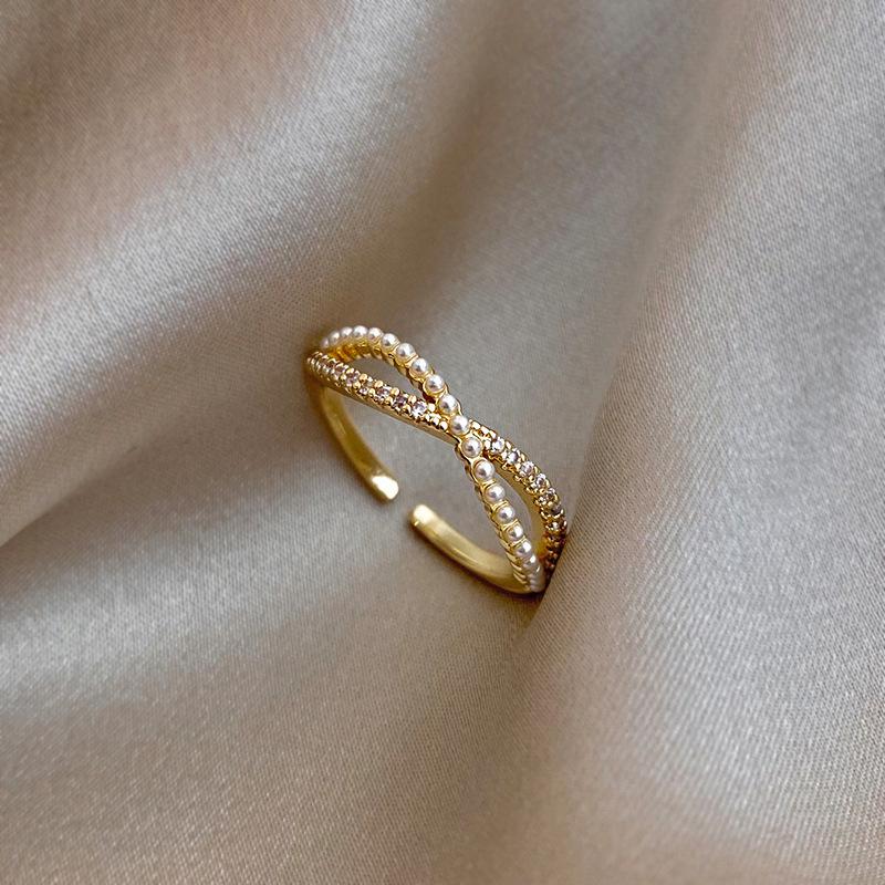 

Enamel decorative ring, a unique ring with a niche design sense for women, light luxury, exquisite and high-end dripping oil jewelry.