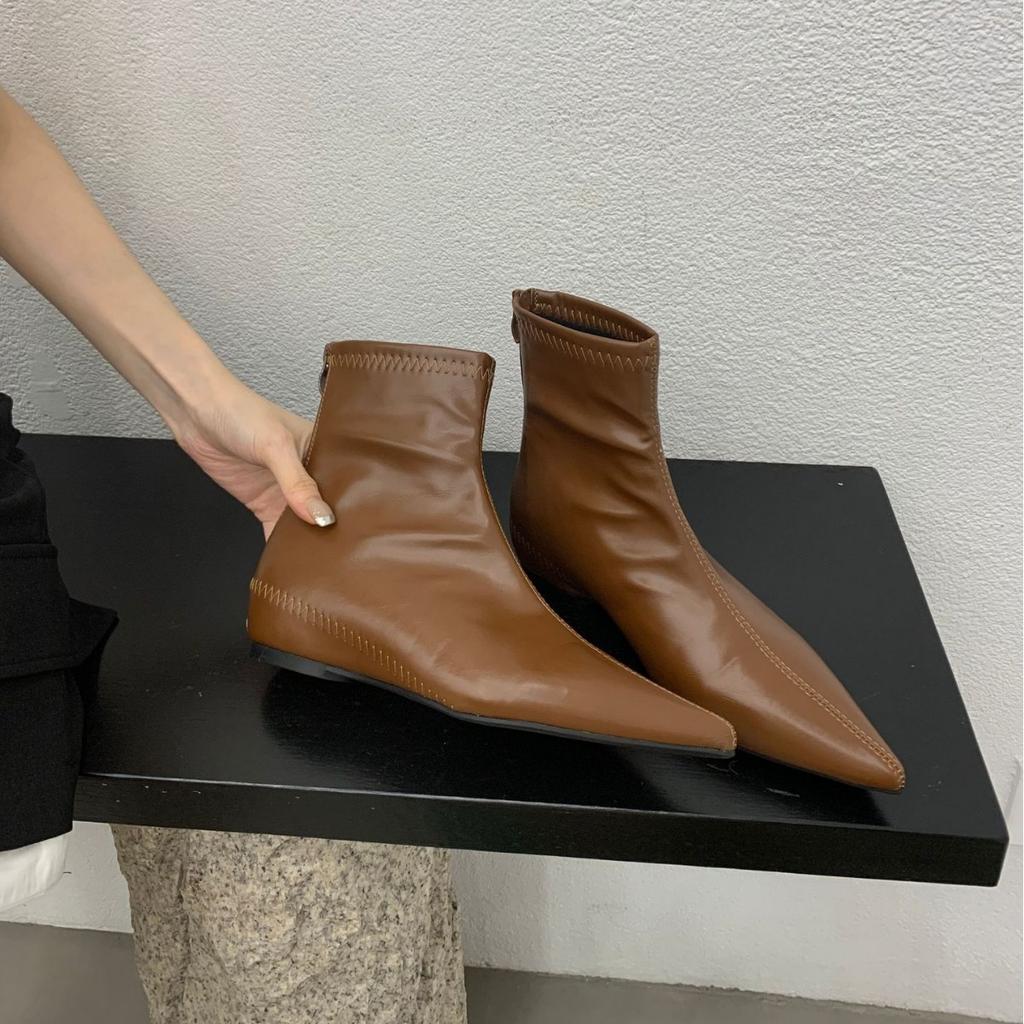 2025 New Korean Version Pointed Splicing Inner High Slope Heel Low Tube Rear Zipper Chelsea Martin Booties