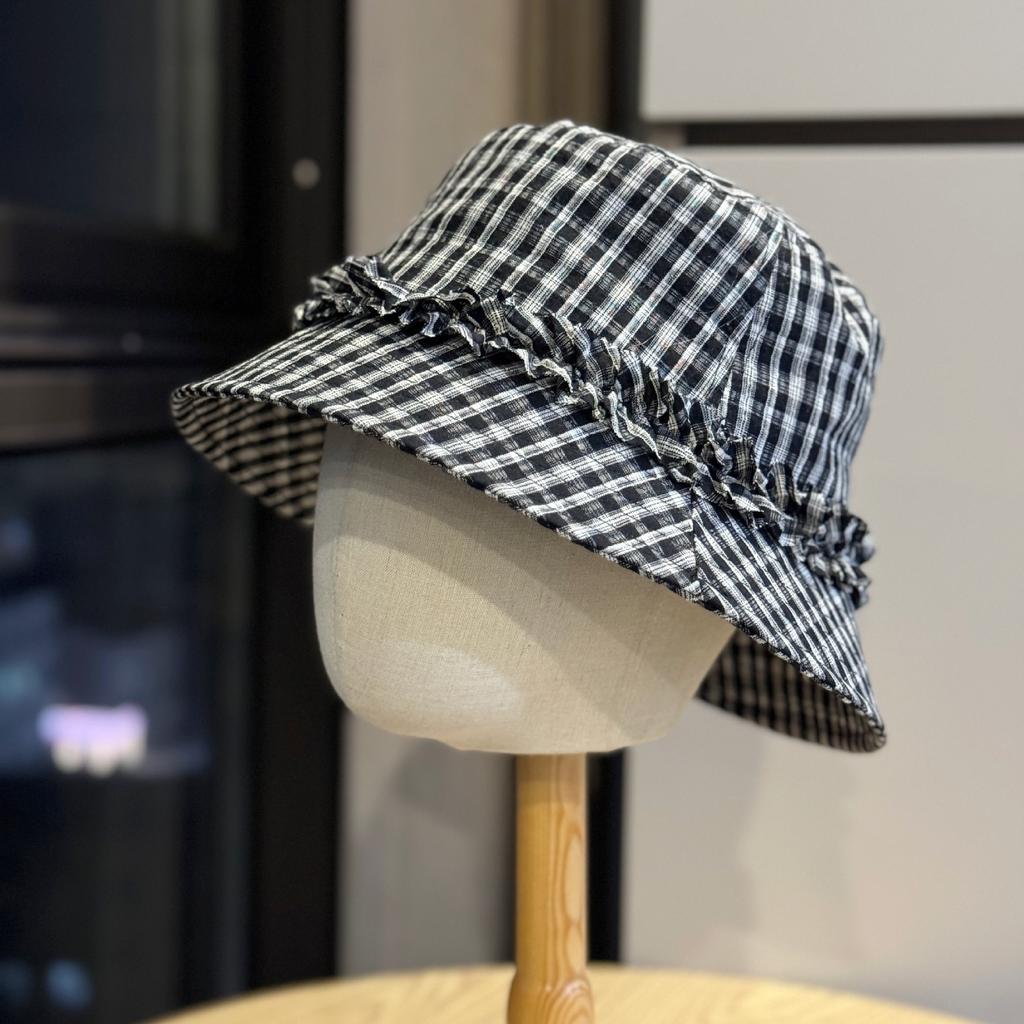 Spring and summer sweet plaid lace bucket hat women's casual versatile small fresh bucket hat showing face small sunshade basin hat tide