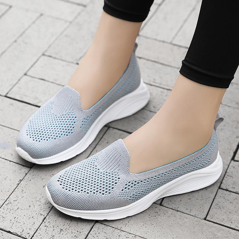 2025 one-pedal flat-soled mother shoes middle-aged and elderly non-slip soft-soled socks shoes women's outdoor casual walking shoes