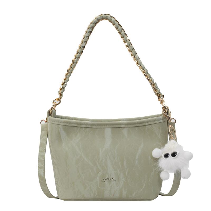 

Today s popular bags are women s new autumn models, fashionable niche and high-end single shoulder crossbody bucket bags. зелёный